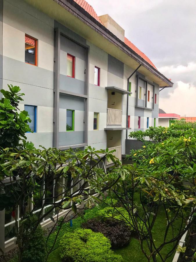 Pop! Hotel Sangaji Yogyakarta Exterior foto